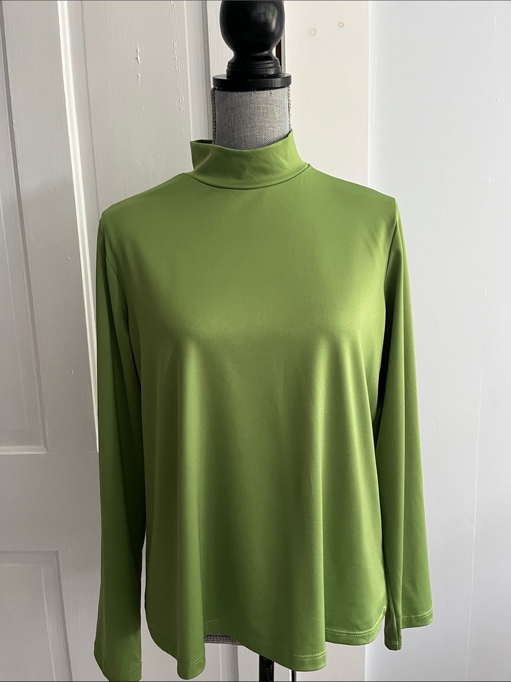 SUSAN GRAVER TOP